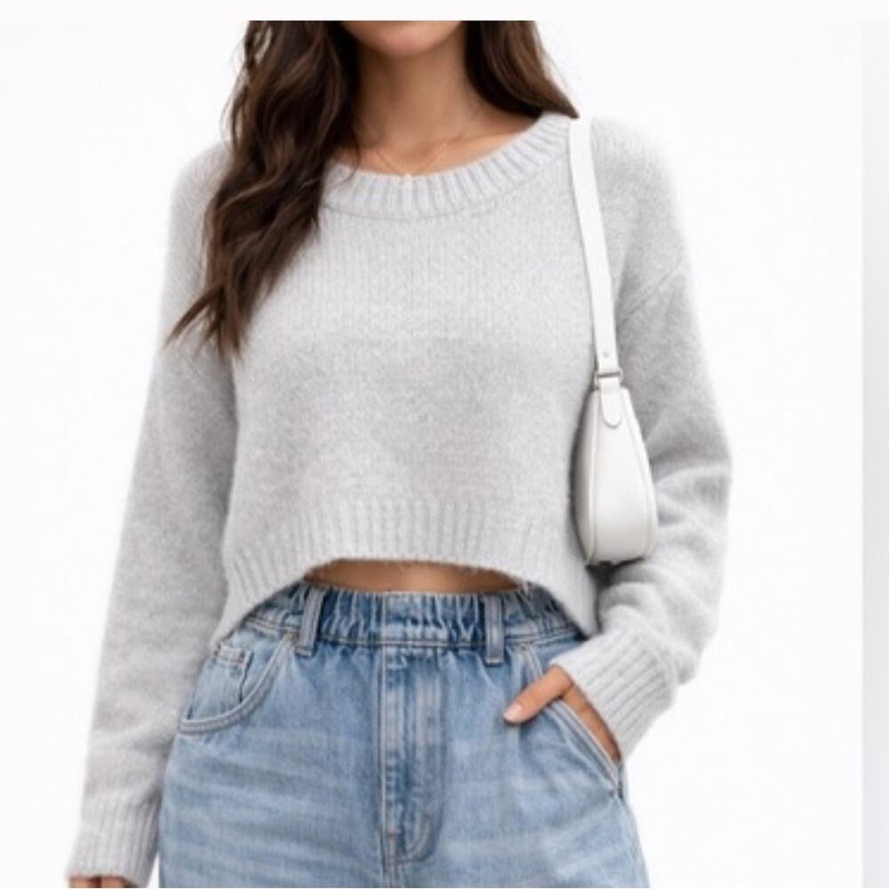 New Zara size XL cropped light purple Women's Sweater